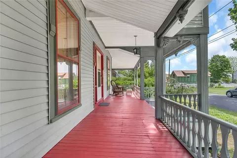 Exterior - 41 Lippitt Ave, Warwick, RI 02889 photo 7 of 10