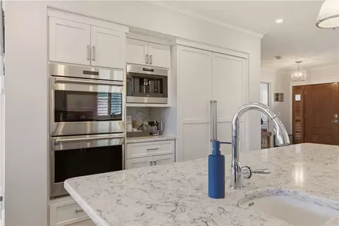 Kitchen - 57 Tuckerman Ave, Middletown, RI 02842 photo 4 of 4