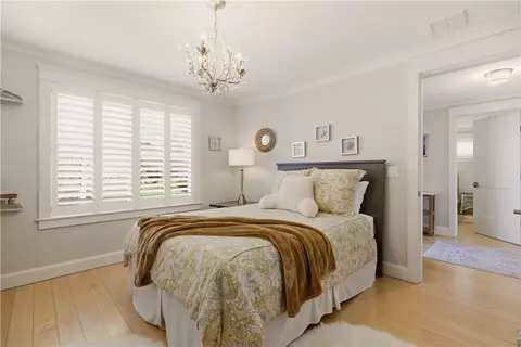 Bedroom - 57 Tuckerman Ave, Middletown, RI 02842 photo 5 of 9