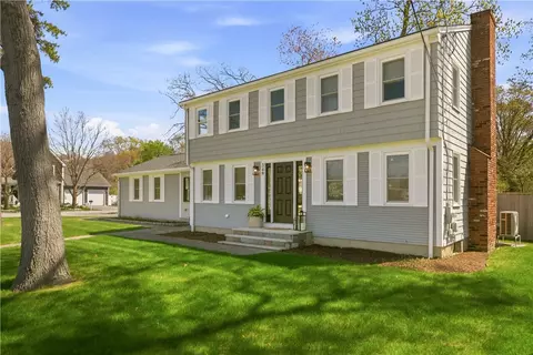 349 Sowams Rd, Barrington, RI 02806
