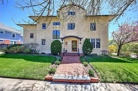 505 Lloyd Ave, Providence, RI 02906