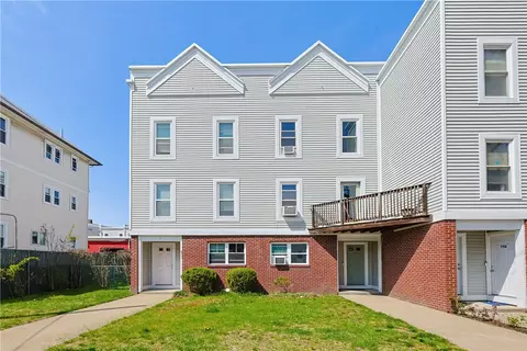 77 Penn St, Providence, RI 02909