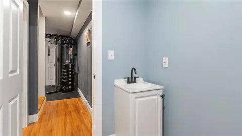 Entry Way - 488 Long St, Warwick, RI 02886 photo 4 of 4