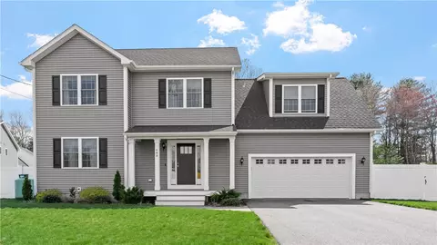 488 Long St, Warwick, RI 02886