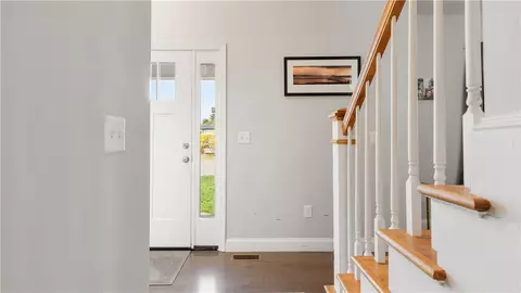 Entry Way - 488 Long St, Warwick, RI 02886 photo 1 of 4