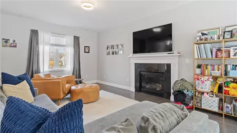 Other - 488 Long St, Warwick, RI 02886 photo 2 of 19