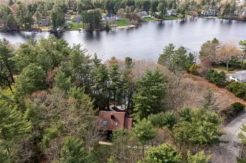 48 Wood Cove Dr, Coventry, RI 02816