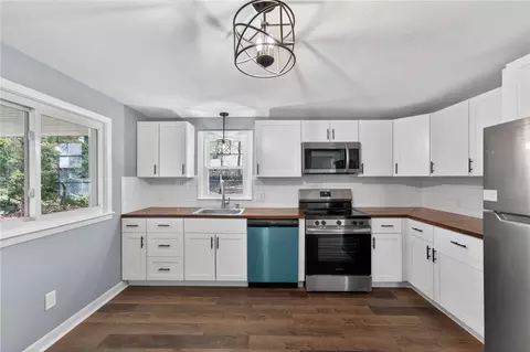 Kitchen - 45 Winthrop Rd, Warwick, RI 02888 photo 1 of 2