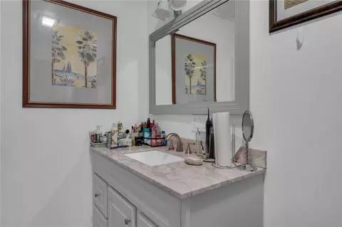 434 Linden St #2, Fall River, MA 02720 photo 32