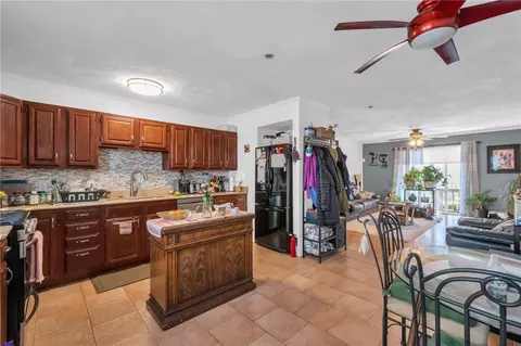 434 Linden St #2, Fall River, MA 02720 photo 17