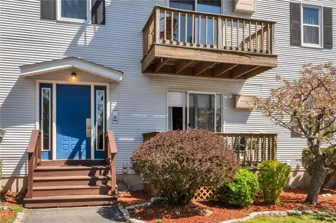 434 Linden St #2, Fall River, MA 02720