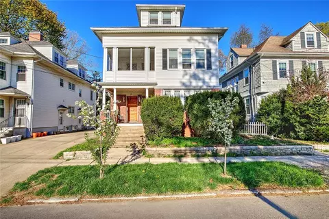 117 Cole Ave, Providence, RI 02906