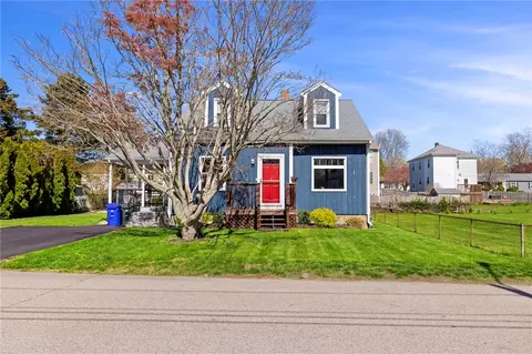 Exterior - 9 Mason Ave, Bristol, RI 02809 photo 1 of 11