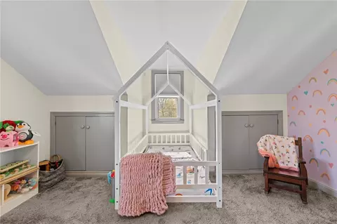 Bedroom - 9 Mason Ave, Bristol, RI 02809 photo 6 of 6