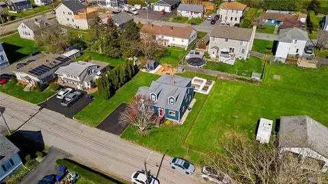 View/Area - 9 Mason Ave, Bristol, RI 02809 photo 1 of 4