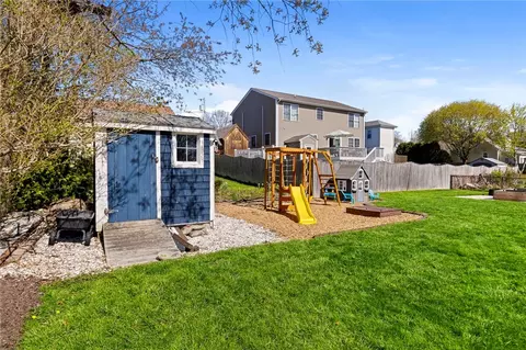 Exterior - 9 Mason Ave, Bristol, RI 02809 photo 11 of 11