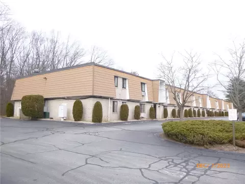 132 Hoffman Ave #202, Cranston, RI 02920