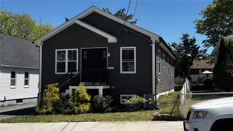 851 River Ave, Providence, RI 02908