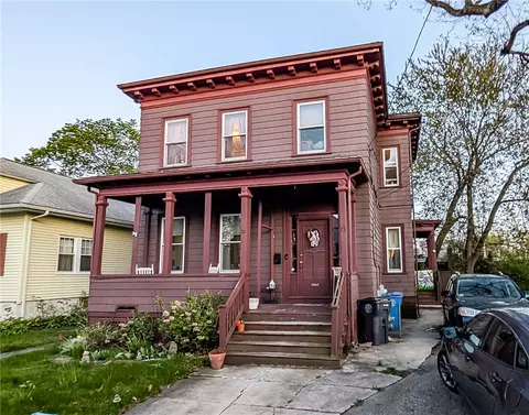 20 Henry St, Cranston, RI 02905