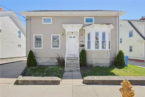 11 John St, Cumberland, RI 02864