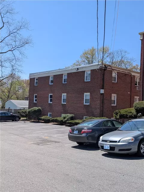 2160 Mineral Spring Ave #10, North Providence, RI 02911