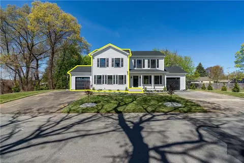83 Cadora Ave, Warwick, RI 02886