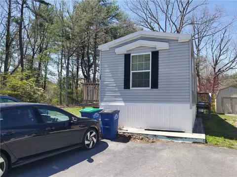 20 Lane 7, Coventry, RI 02816 photo 4