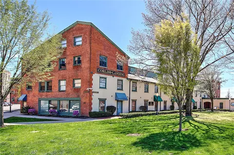 555 S Water St #235, Providence, RI 02903