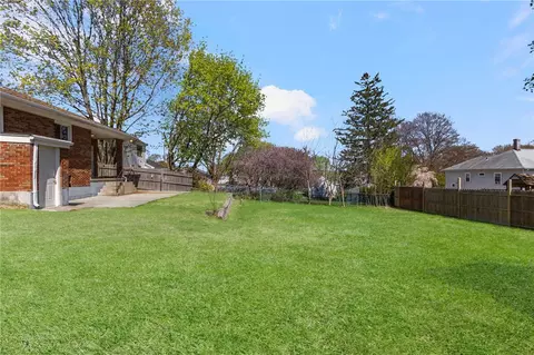 Exterior - 495 Gaskill St, Woonsocket, RI 02895 photo 3 of 8