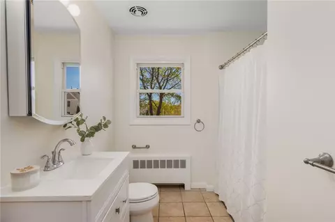 Bath - 495 Gaskill St, Woonsocket, RI 02895 photo 1 of 2