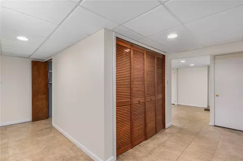 Entry Way - 495 Gaskill St, Woonsocket, RI 02895 photo 1 of 3