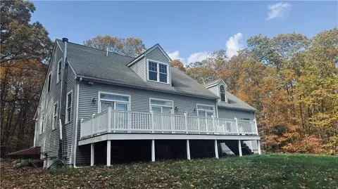 30 Tarklin Rd, Chepachet, RI 02814