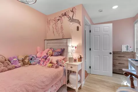 Bedroom - 17 Pine Ave, Coventry, RI 02816 photo 2 of 5