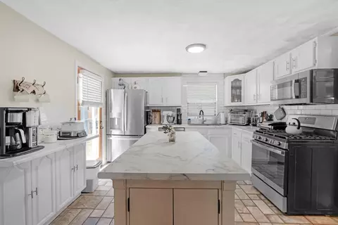 Kitchen - 17 Pine Ave, Coventry, RI 02816 photo 1 of 4