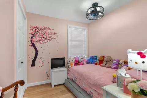 Bedroom - 17 Pine Ave, Coventry, RI 02816 photo 1 of 5