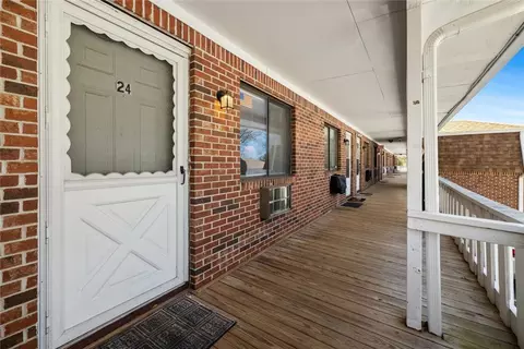 569 Smithfield Rd #24, North Providence, RI 02904