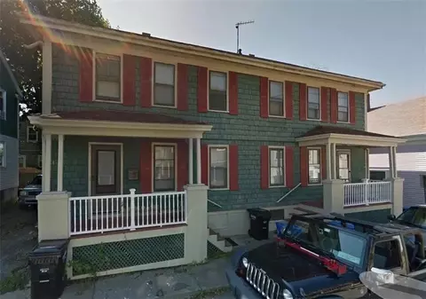 15 Kilburn Ct, Newport, RI 02840