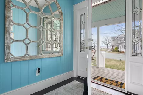 Entry Way - 1090 Buttonwoods Ave, Warwick, RI 02886 photo 1 of 5