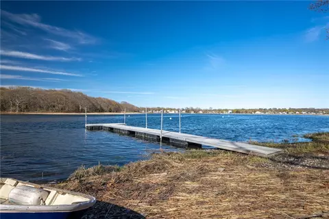 View/Area - 1090 Buttonwoods Ave, Warwick, RI 02886 photo 3 of 5