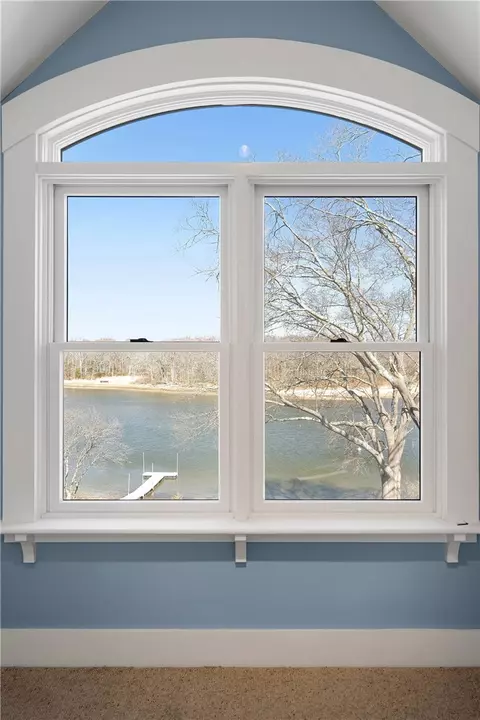 View/Area - 1090 Buttonwoods Ave, Warwick, RI 02886 photo 1 of 5
