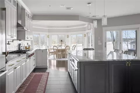 Kitchen - 1090 Buttonwoods Ave, Warwick, RI 02886 photo 4 of 7