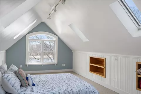 Bedroom - 1090 Buttonwoods Ave, Warwick, RI 02886 photo 4 of 4