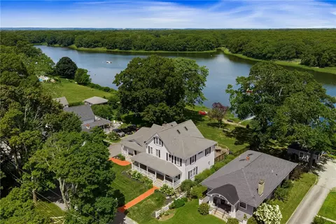 View/Area - 1090 Buttonwoods Ave, Warwick, RI 02886 photo 5 of 7
