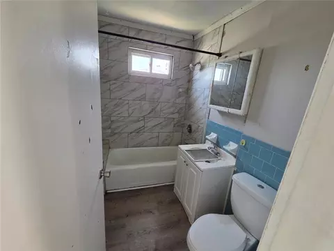 471 Providence St, Woonsocket, RI 02895 photo 5