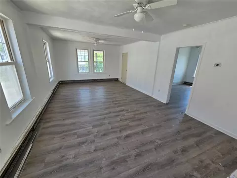 471 Providence St, Woonsocket, RI 02895 photo 4