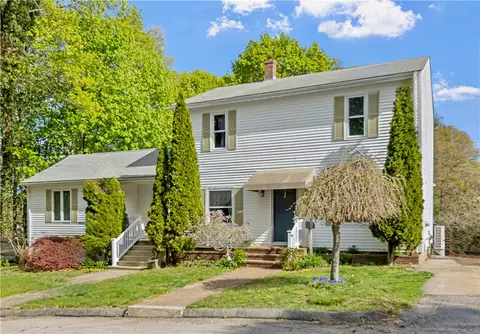 9 Williston St, Cranston, RI 02920