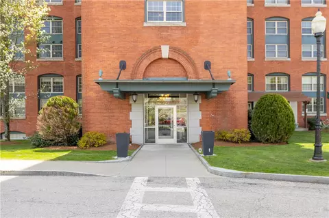 1 Tupperware Dr #244, North Smithfield, RI 02896
