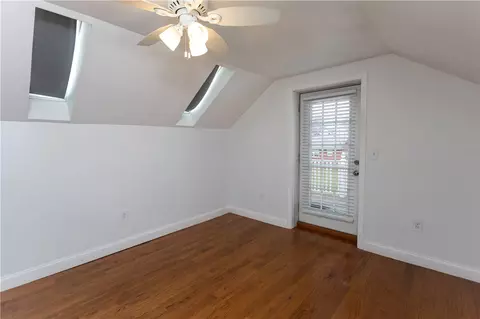 Bedroom - 20 W View St, Warwick, RI 02889 photo 6 of 7