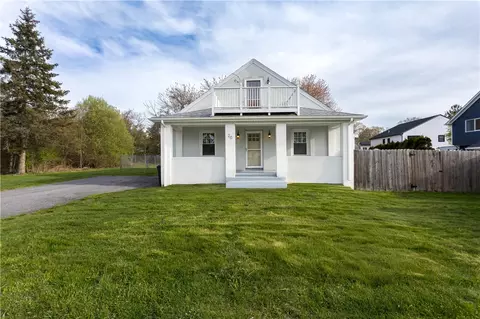 20 W View St, Warwick, RI 02889