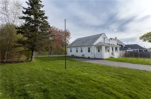 Exterior - 20 W View St, Warwick, RI 02889 photo 3 of 12